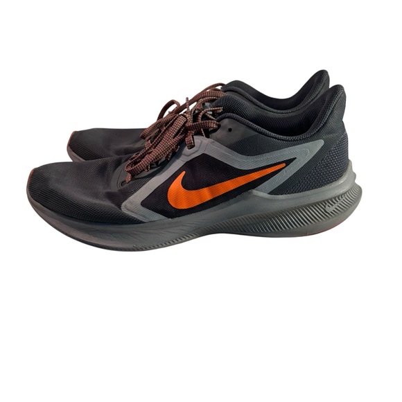 Nike Downshifter 10 Men’s Athletic Running Sneakers Black Iron Grey US 11.5 Used - Picture 2 of 8